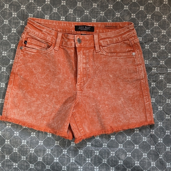 Judy Blue garment dyed  Orange distressed Denim Shorts med - Picture 4 of 8